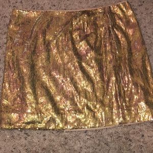 H&M NWOT skirt SZ 6 sequins